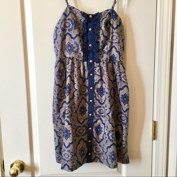 DONATING SOON: Adorable Mini Dress ❤️ (Like New) - Picture 1 of 6